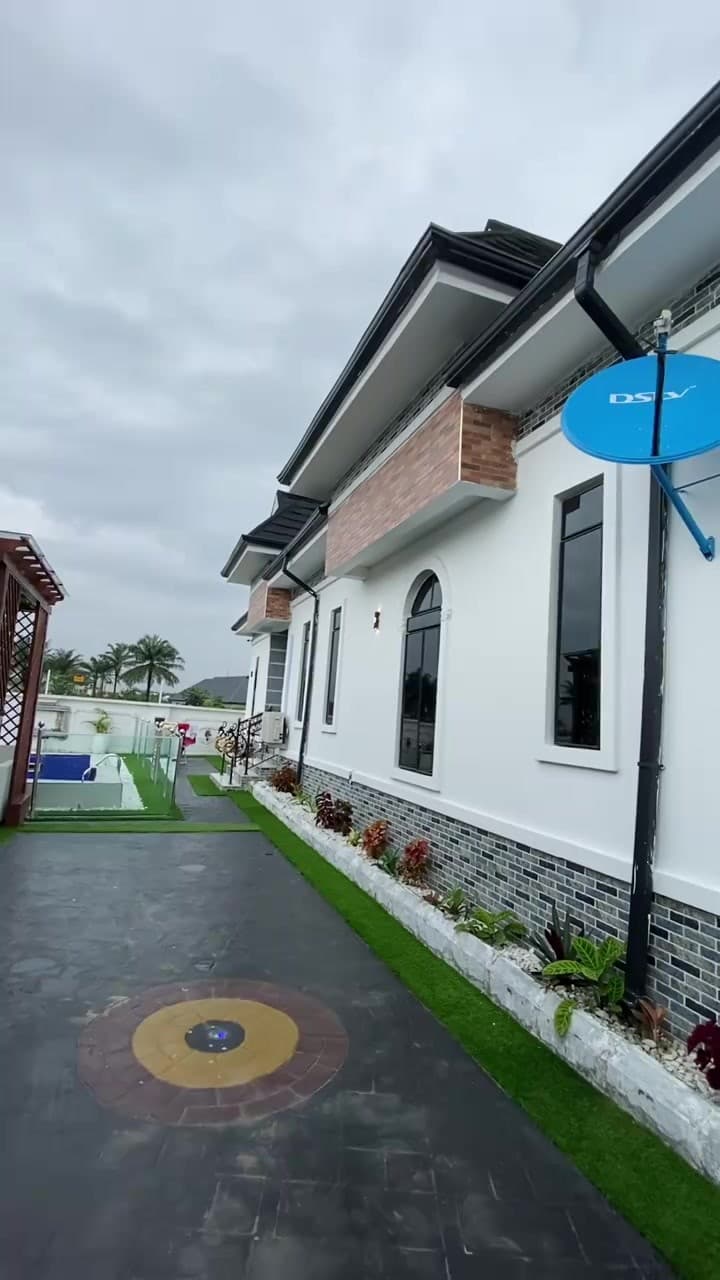 SOLD — Well-Built 4-Bedroom Bungalow — Airport Road, Benin City